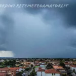 Che cosa sono i Downburst: Tutto ciò che devi sapere su questo fenomeno atmosferico violento