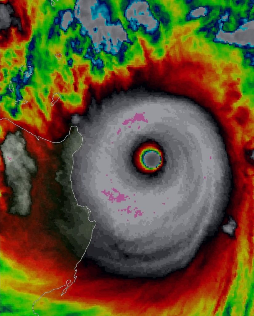 Il super tifone Chantu minaccia il nord delle Filippine  e Taiwan
