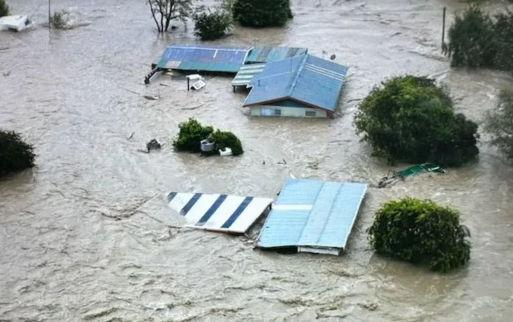 Nuova Zelanda: 4 morti, migliaia evacuati a causa del ciclone Gabrielle