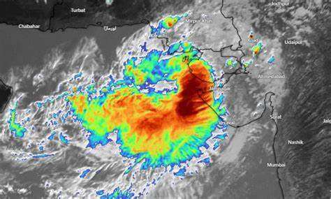 Ciclone Biparjoy – Il Landfall