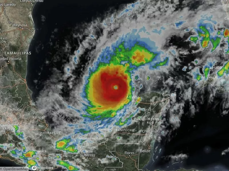 L’uragano Milton si intensifica: Allerta per la costa occidentale della Florida